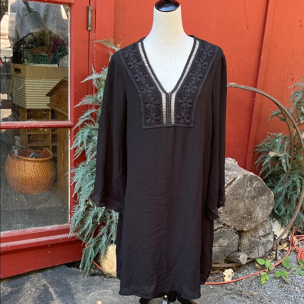 Max Studio Black Midi Dress